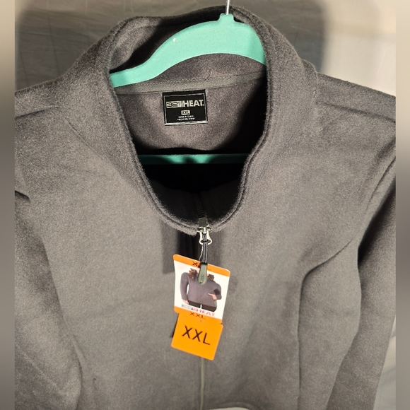 Zip up jacket - Picture 4 of 7